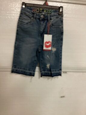 Women’s size 1 denim shorts